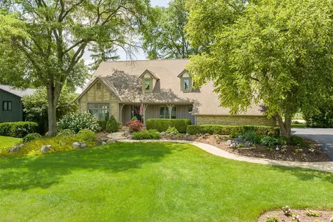1090 Circle On The Grn, Columbus, OH 43235