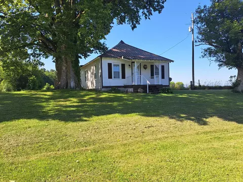 5678 Lower Twin Rd, South Salem, OH 45681