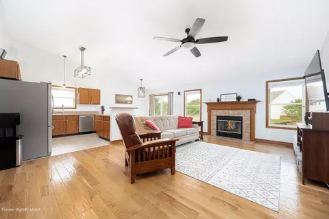 323 Cherry Leaf Rd, Delaware, OH 43015 photo 8
