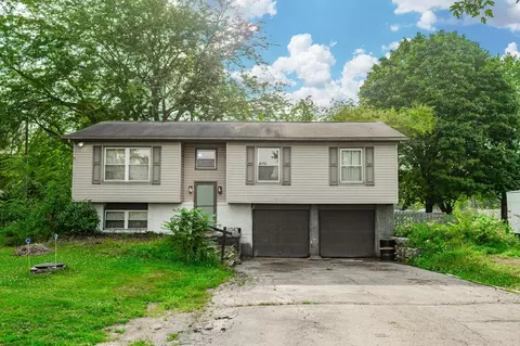 4043 Alton Darby Creek Rd, Hilliard, OH 43026