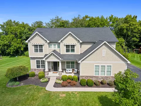 1002 Rambling Brook Way, Delaware, OH 43015
