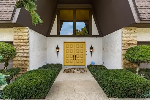 1791 Walnut Hill Blvd, Columbus, OH 43232