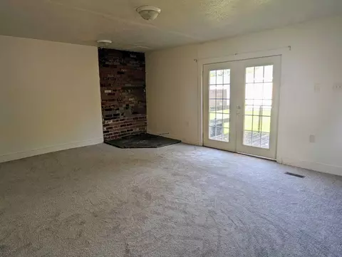 145 Scioto St, Marion, OH 43302 photo 8