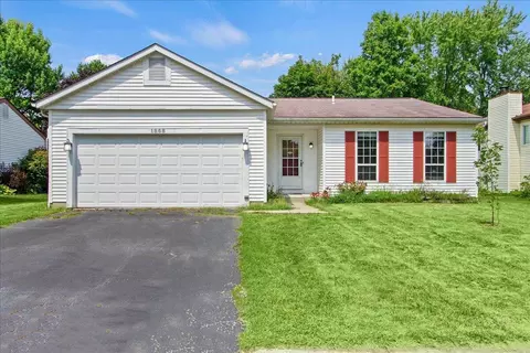 1868 Lost Valley Rd, Powell, OH 43065