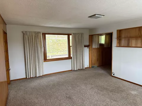 1222 4th St, Logan, OH 43138 photo 7
