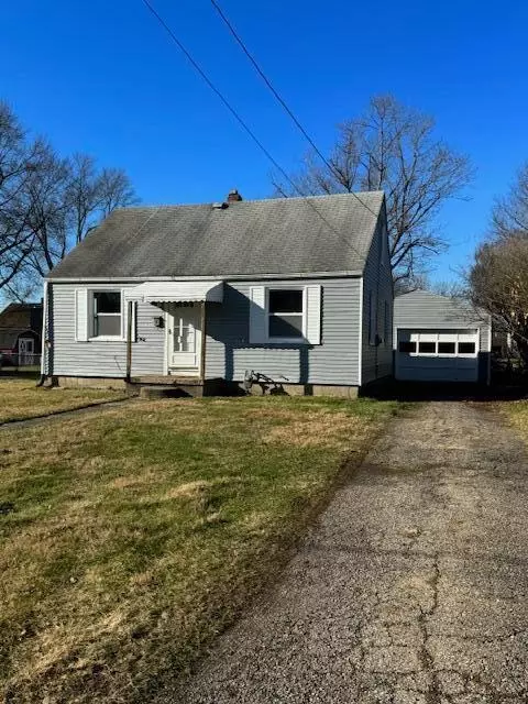 105 S 34th St, Newark, OH 43055