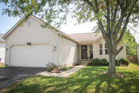 1944 Forestwind Dr, Grove City, OH 43123