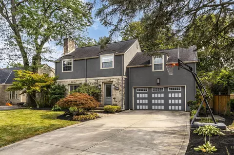 1545 Barrington Rd, Columbus, OH 43221