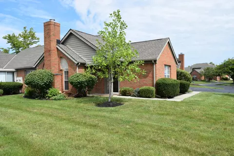 2423 Sportsman Dr, Grove City, OH 43123