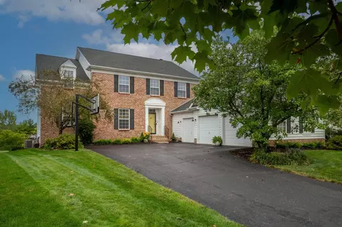 6991 Cunningham Dr, New Albany, OH 43054