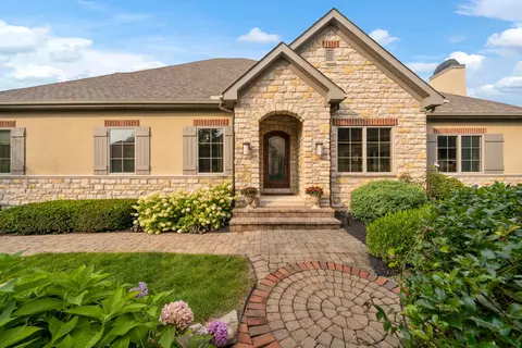 3289 Cleeve Hl, Dublin, OH 43017
