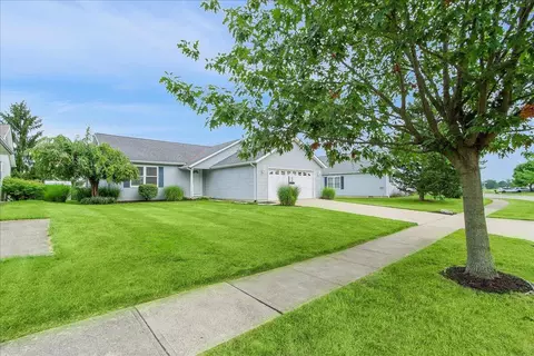 288 Prairie Dr, Marysville, OH 43040