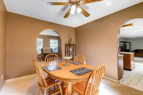 110 Kettering Bnd, Delaware, OH 43015 photo 8