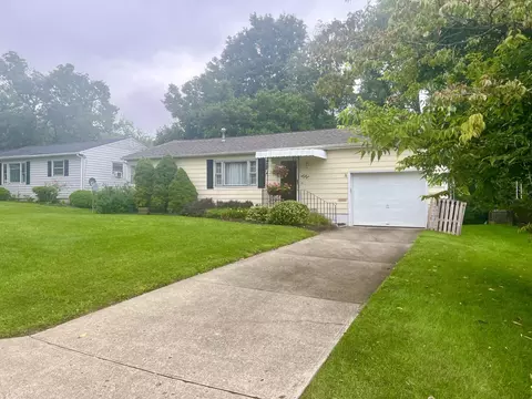 164 Berwick Dr, Lancaster, OH 43130