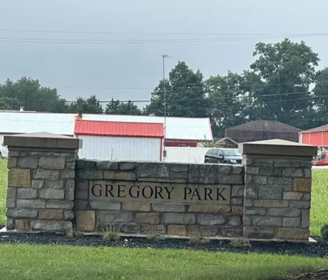 287 Gregory Dr, Newark, OH 43055