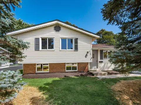 4716 Edinburgh Ln, Columbus, OH 43229