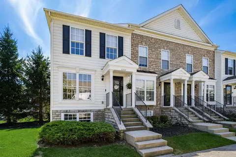 5567 Crystal Falls St, Dublin, OH 43016