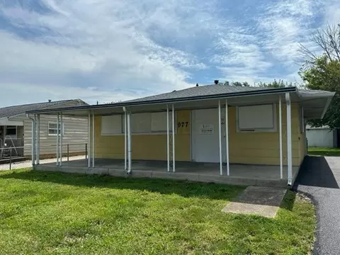 977 Hilock Rd, Columbus, OH 43207