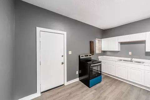 99-101 Whitethorne Ave, Columbus, OH 43223 photo 12