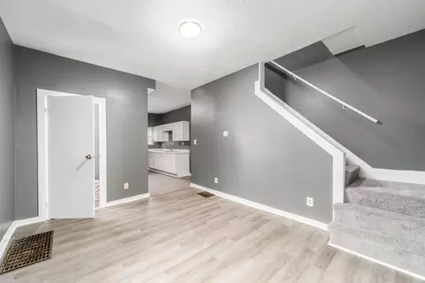 99-101 Whitethorne Ave, Columbus, OH 43223 photo 6