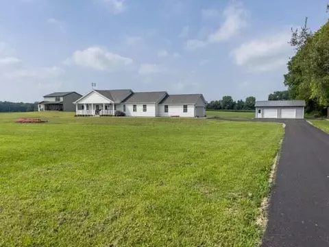 794 Childrens Home Rd, Urbana, OH 43078