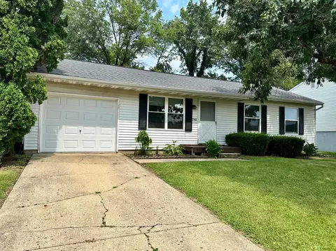 2569 Heidelberg Dr, Lancaster, OH 43130