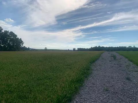 25847 Armstrong Rd, Laurelville, OH 43135