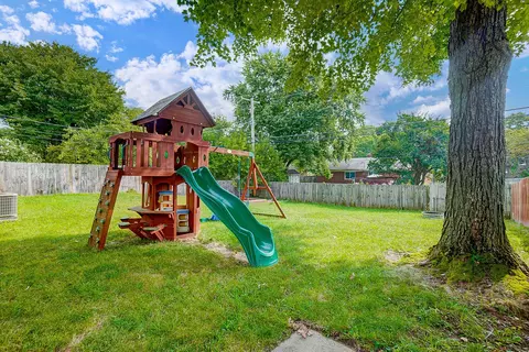 4124 Maricarr Dr, Kettering, OH 45429 photo 43