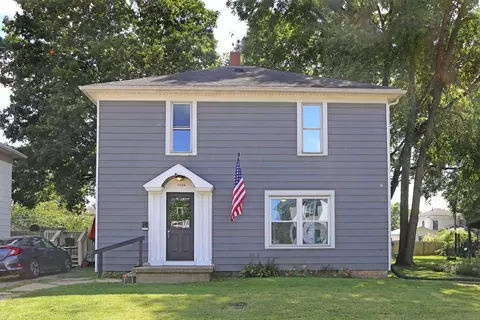 1006 W Chestnut St, Mount Vernon, OH 43050