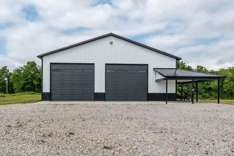 2881 Updike Rd, Centerburg, OH 43011