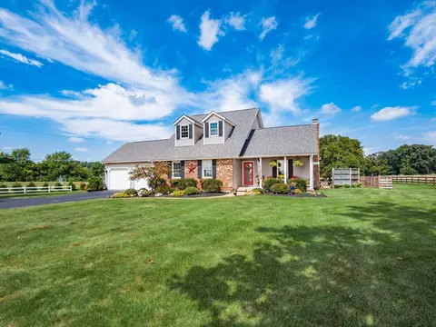 5492 Grove City Rd, Grove City, OH 43123