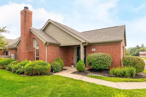 3865 Sandstone Cir, Powell, OH 43065