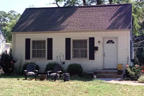 810 Griswold St, Worthington, OH 43085