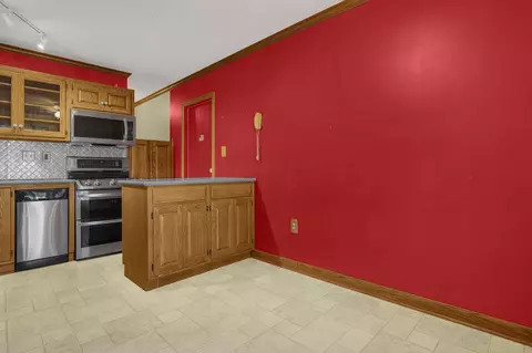 3857 Farm Brook Ln, Columbus, OH 43204 photo 10