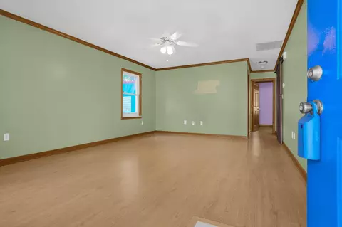 3857 Farm Brook Ln, Columbus, OH 43204 photo 5