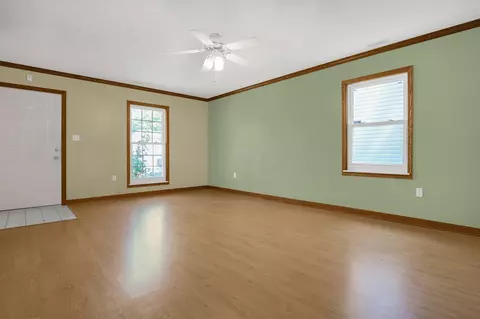 3857 Farm Brook Ln, Columbus, OH 43204 photo 6