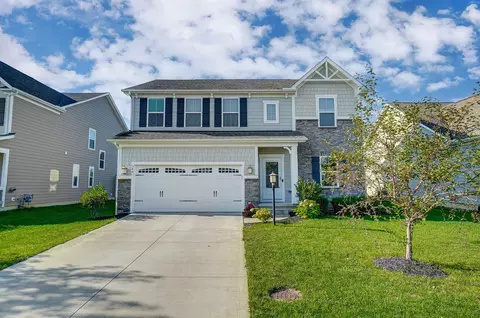 344 Brets Ln, Lewis Center, OH 43035