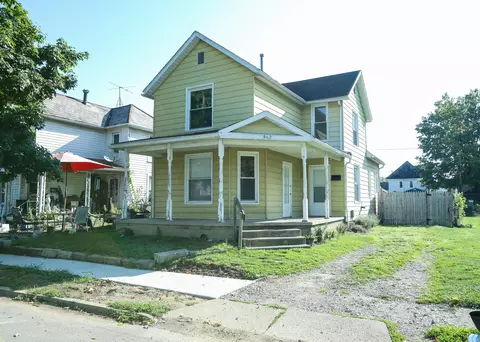 562 Prior Ave, Newark, OH 43055