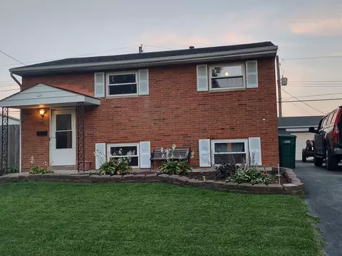 615 Hillsdale Dr, West Jefferson, OH 43162