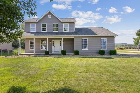 496 Golfview Dr, Chillicothe, OH 45601