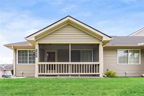 3662 Colony Hill Dr, Zanesville, OH 43701