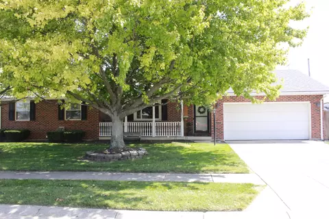 3906 Delmar Cir, Springfield, OH 45503