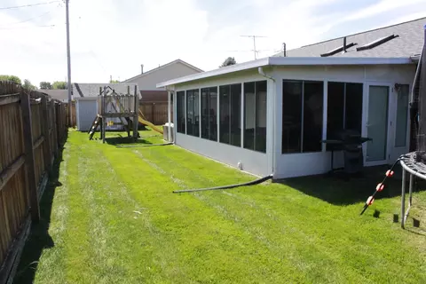3906 Delmar Cir, Springfield, OH 45503 photo 4
