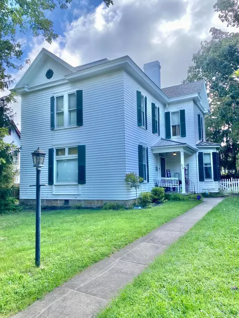 414 N High St, Lancaster, OH 43130
