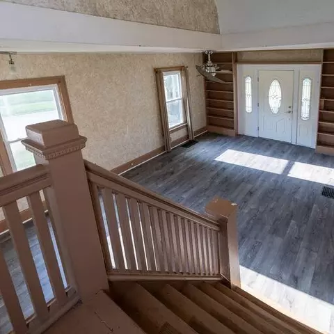 223 E Washington Ave, Marion, OH 43302 photo 9