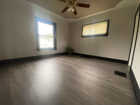 223 E Washington Ave, Marion, OH 43302 photo 10