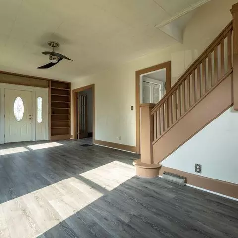 223 E Washington Ave, Marion, OH 43302 photo 7