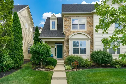 6720 Cooperstone Dr #34, Dublin, OH 43017
