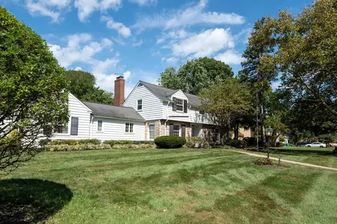 1299 Haddon Rd, Columbus, OH 43209