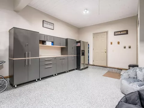 Exterior - 619 Karr Rd, Jackson, OH 45640 photo 10 of 34